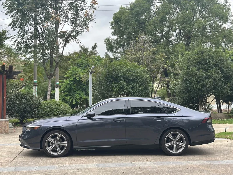 Honda Accord — фото 4