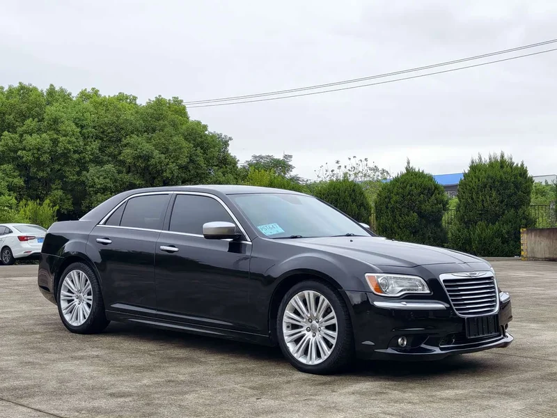 Chrysler 300C — фото 3