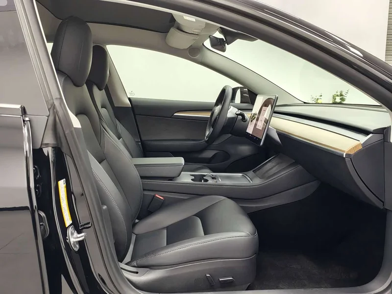 Tesla Model 3 — фото 19