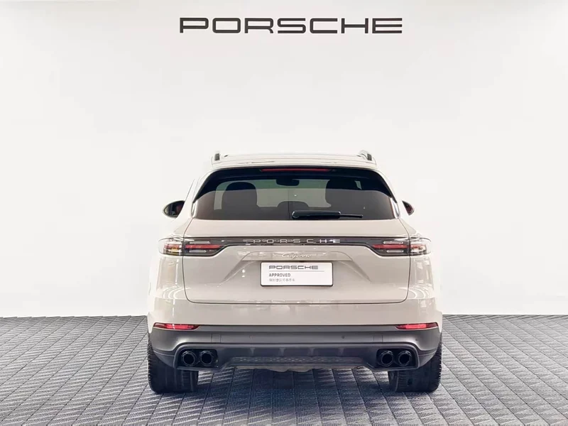 Porsche Cayenne — фото 5