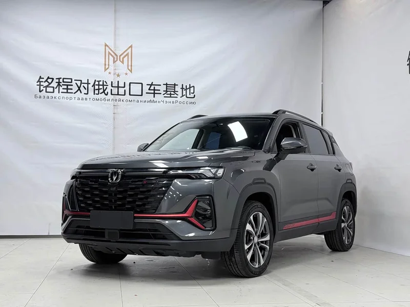 Changan CS35PLUS — фото 1