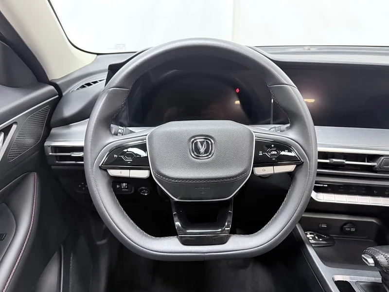 Changan CS35PLUS — фото 12