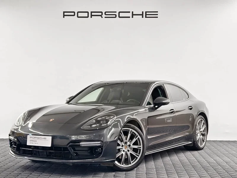 Porsche Panamera — фото 1