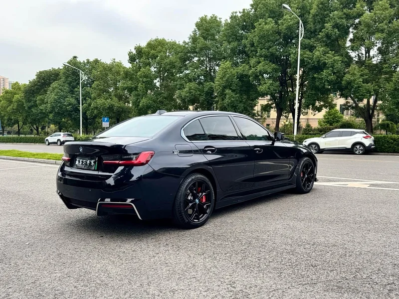 BMW i3 — фото 18