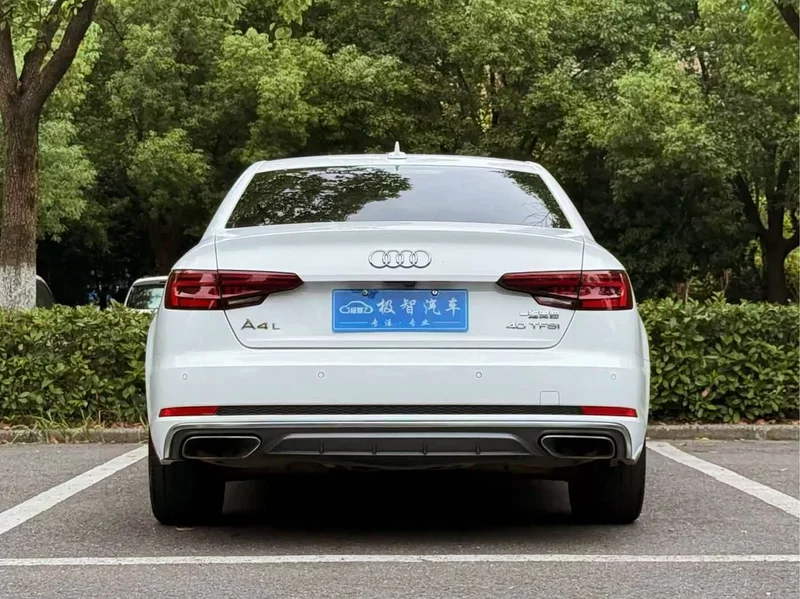 Audi A4L — фото 6