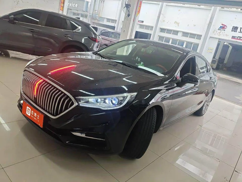 Hongqi H5 — фото 1