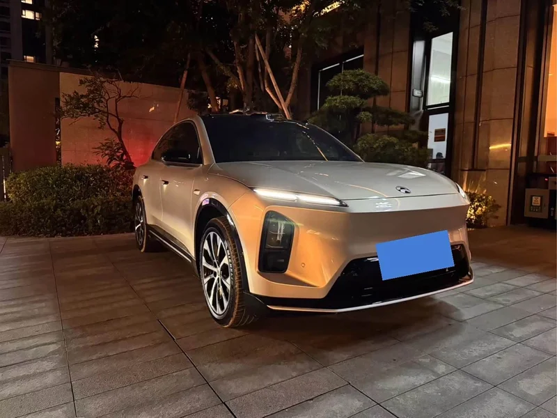 NIO EC6 — фото 1