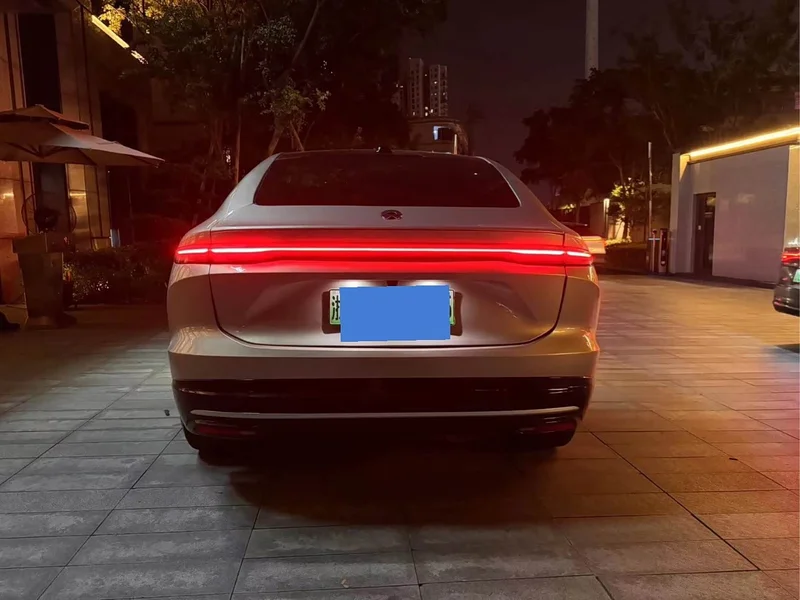 NIO EC6 — фото 8