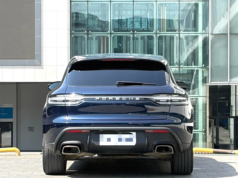 Porsche Macan — фото 14