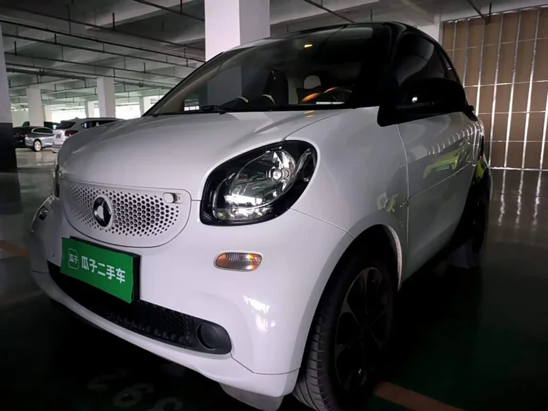 Smart Fortwo — фото 1