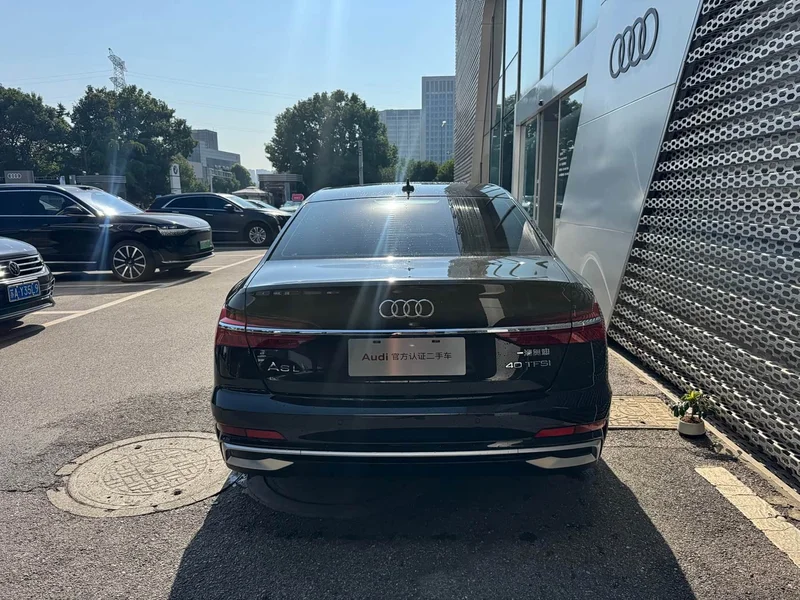 Audi A6L — фото 5