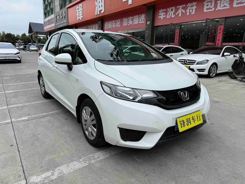 Honda Fit — фото 3