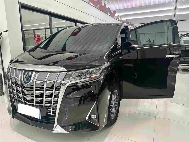 Toyota Alphard — фото 5