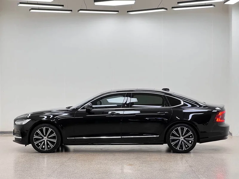 Volvo S90 — фото 3