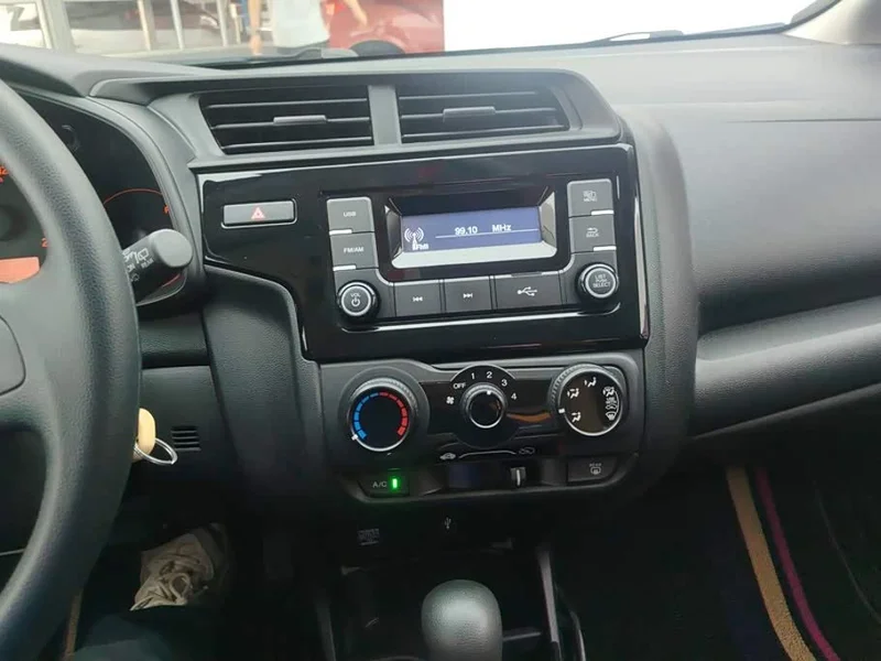 Honda Fit — фото 13