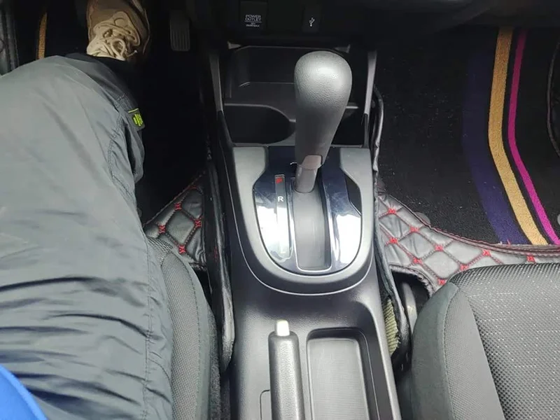 Honda Fit — фото 16
