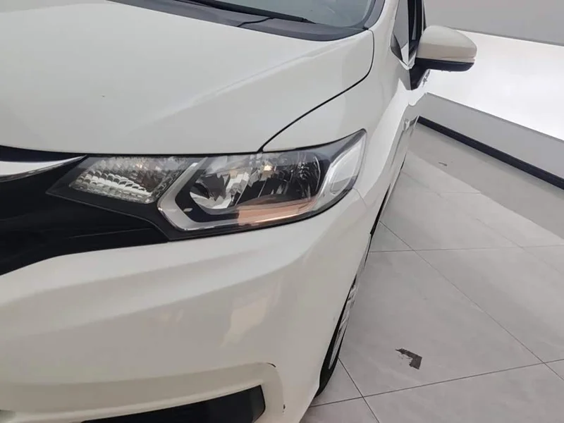 Honda Fit — фото 5