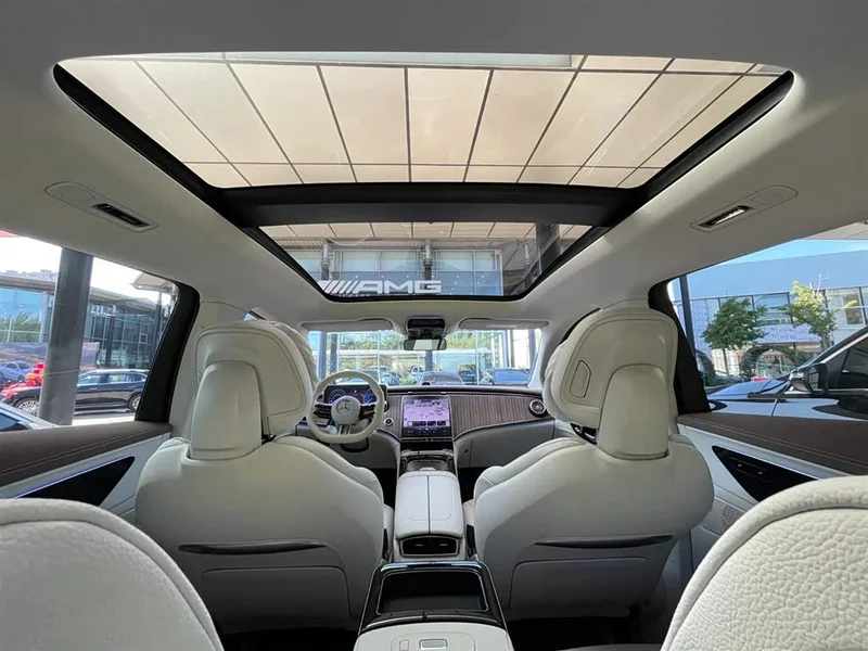 Mercedes-Benz EQE SUV — фото 13