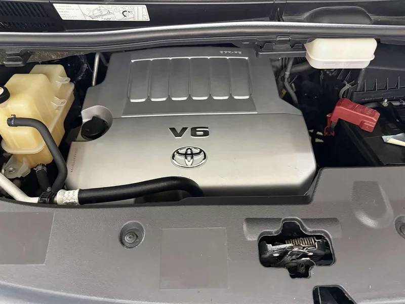 Toyota Alphard — фото 18