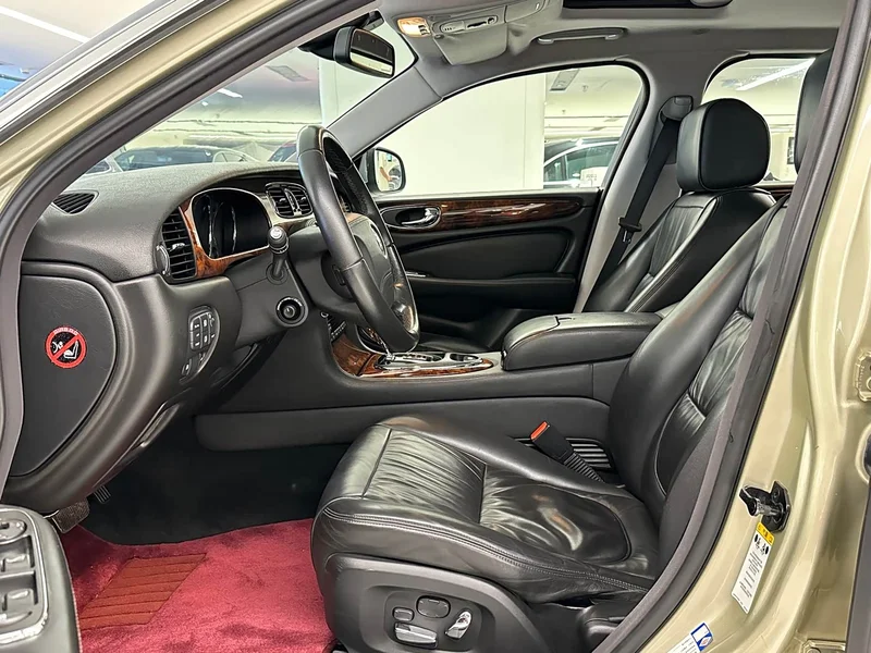 Jaguar XJ — фото 9