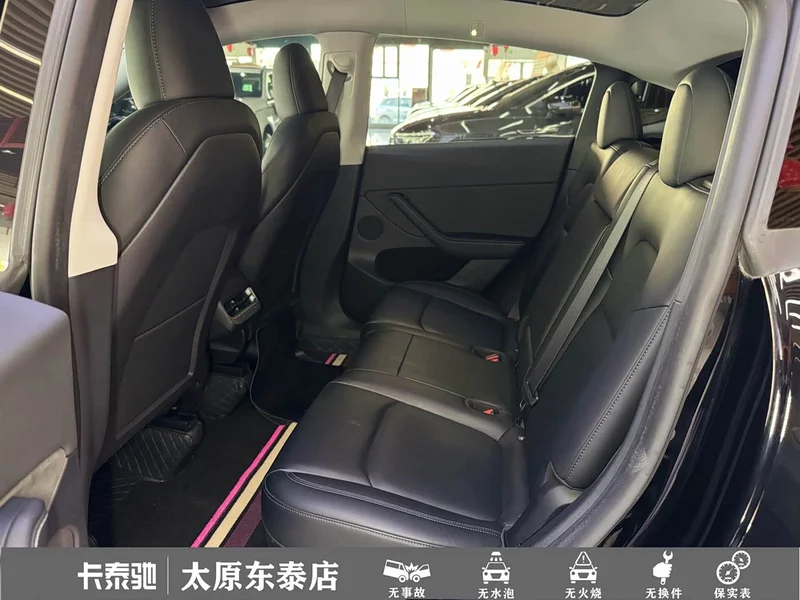 Tesla Model Y — фото 16