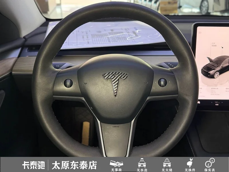 Tesla Model Y — фото 17