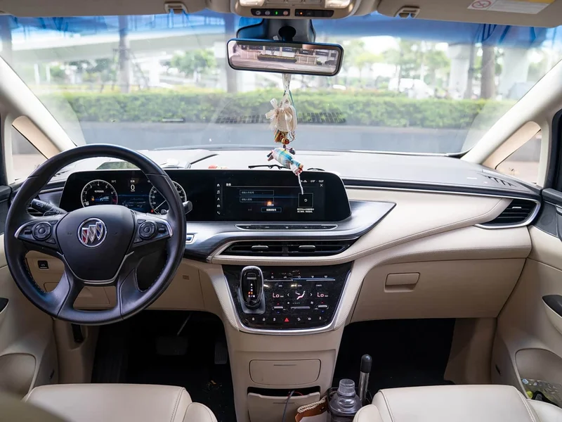 Buick GL8 — фото 10