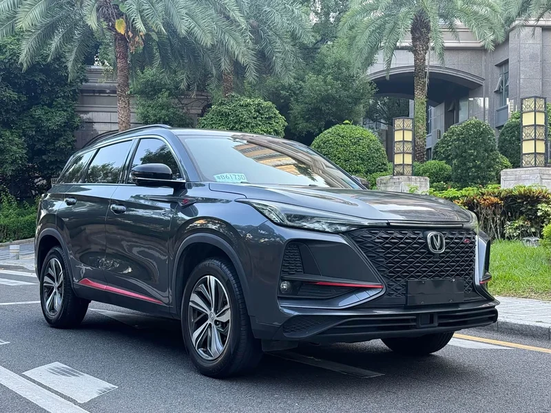 Changan CS75PLUS — фото 1