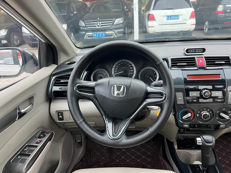 Honda City Classic — фото 16