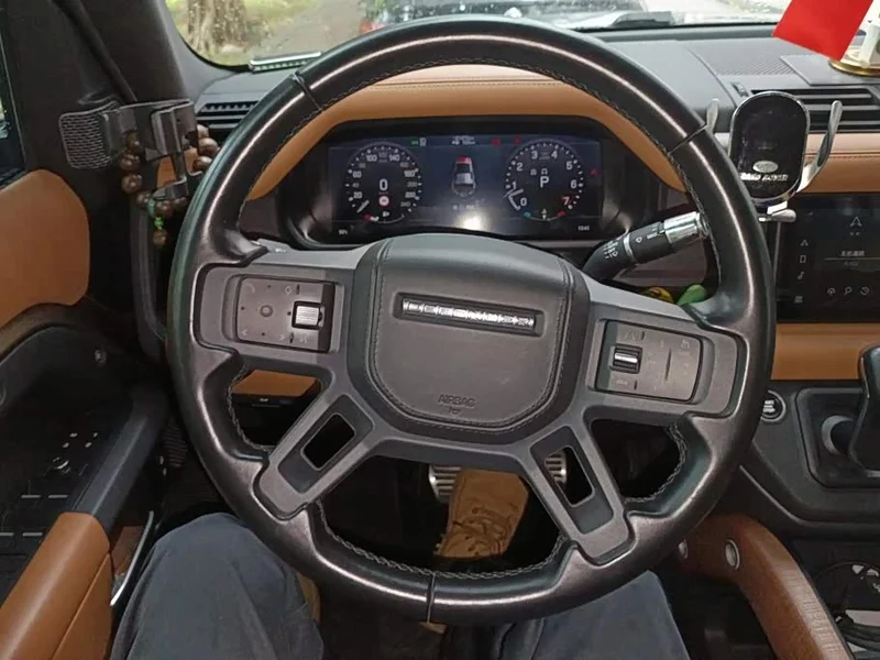 Land Rover Defender — фото 15