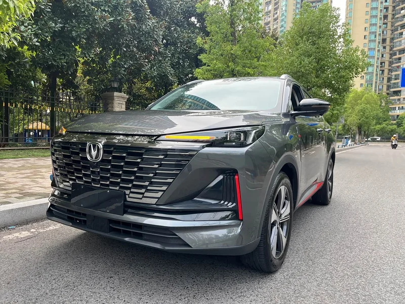 Changan CS55PLUS — фото 1