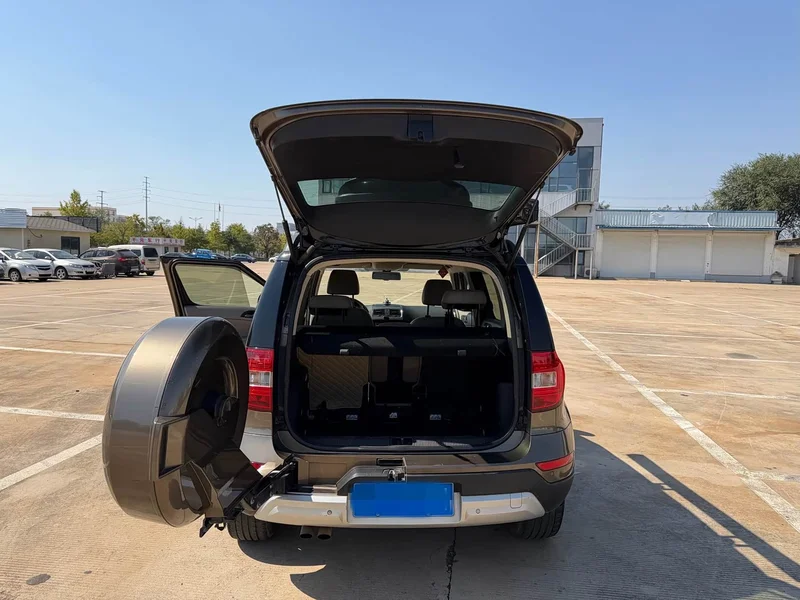 Skoda Yeti — фото 11