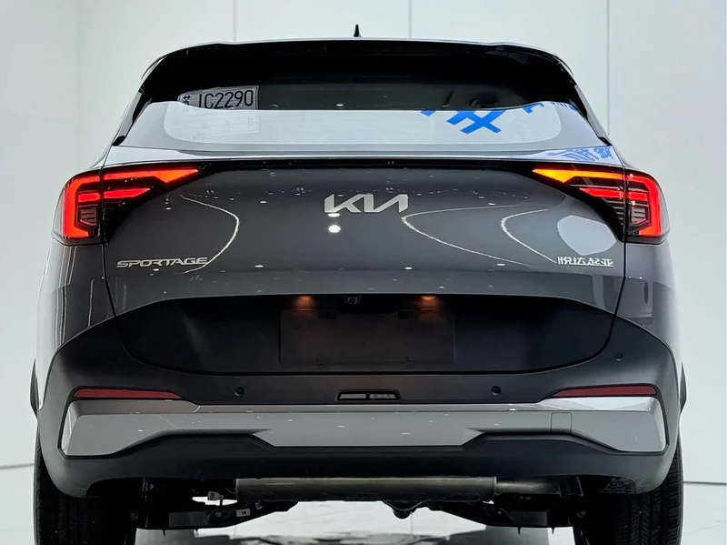 Kia Sportage — фото 15