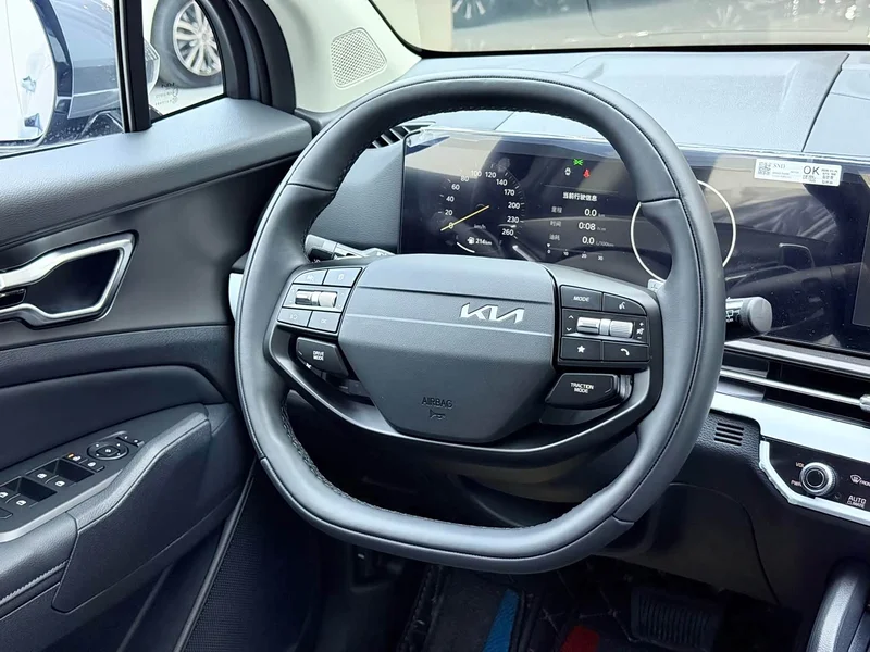 Kia Sportage — фото 7