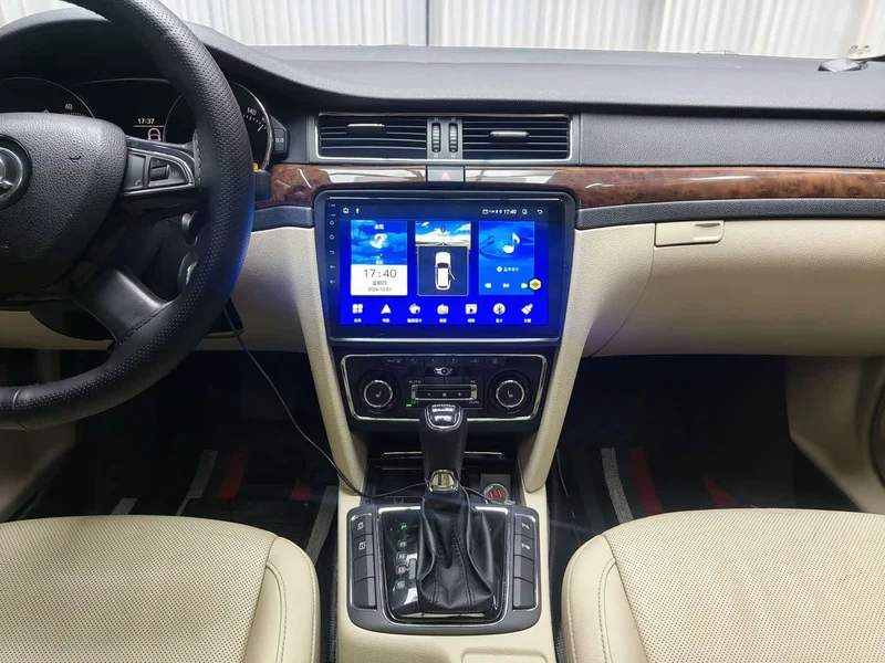 Skoda Superb — фото 15