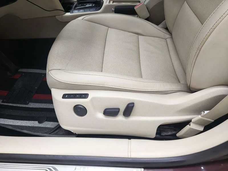 Skoda Superb — фото 18