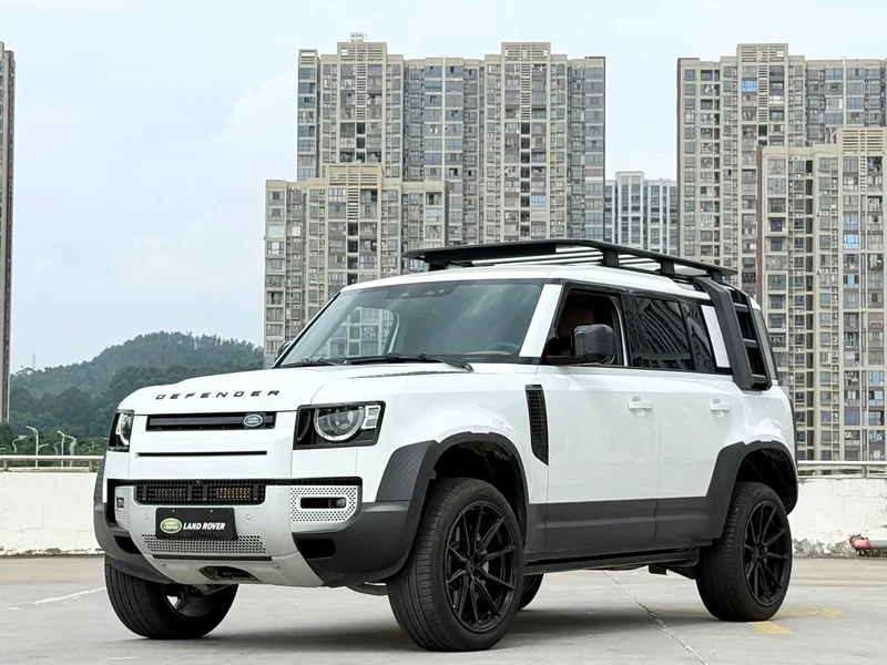 Land Rover Defender — фото 1