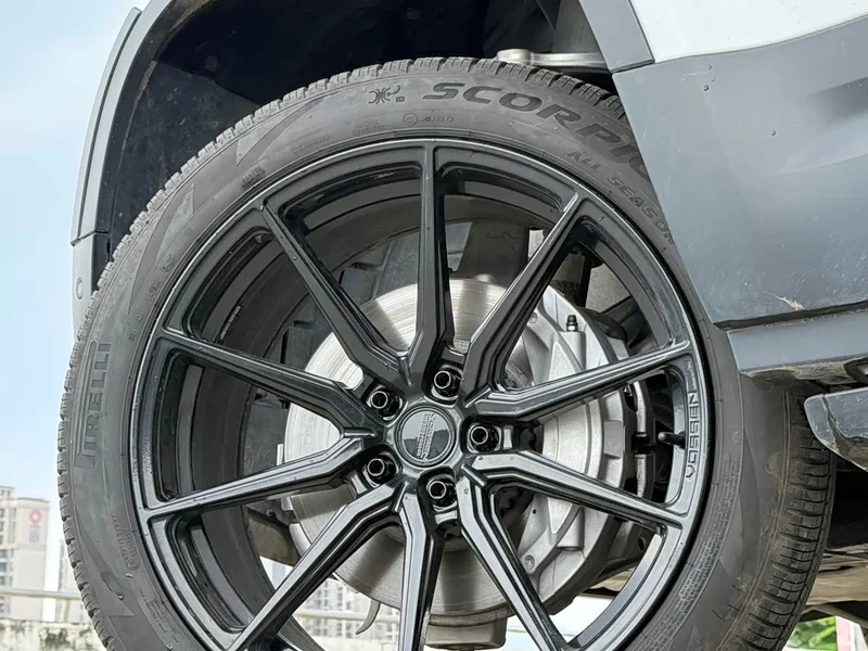 Land Rover Defender — фото 14