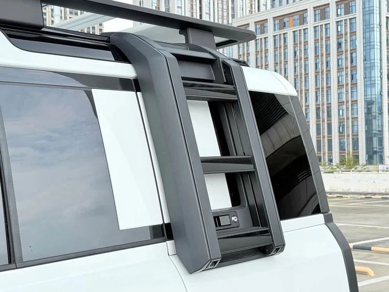 Land Rover Defender — фото 15