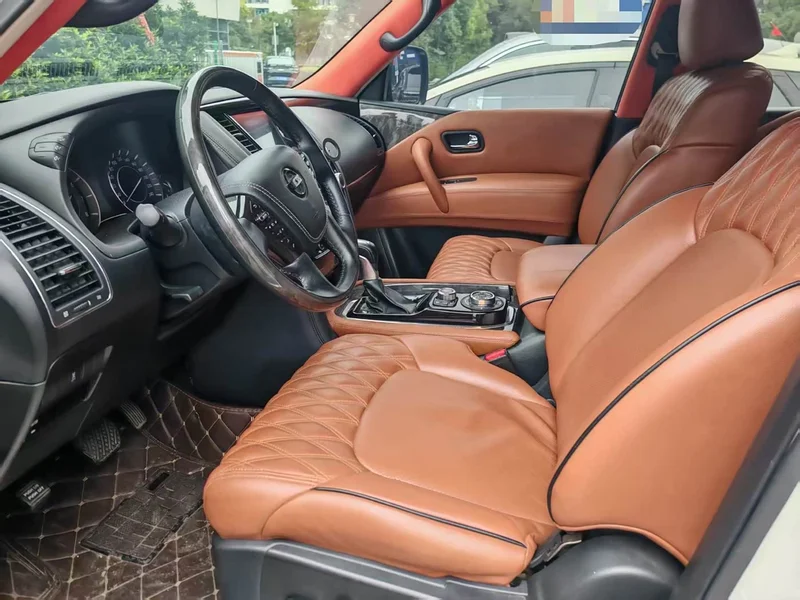Nissan Patrol — фото 4