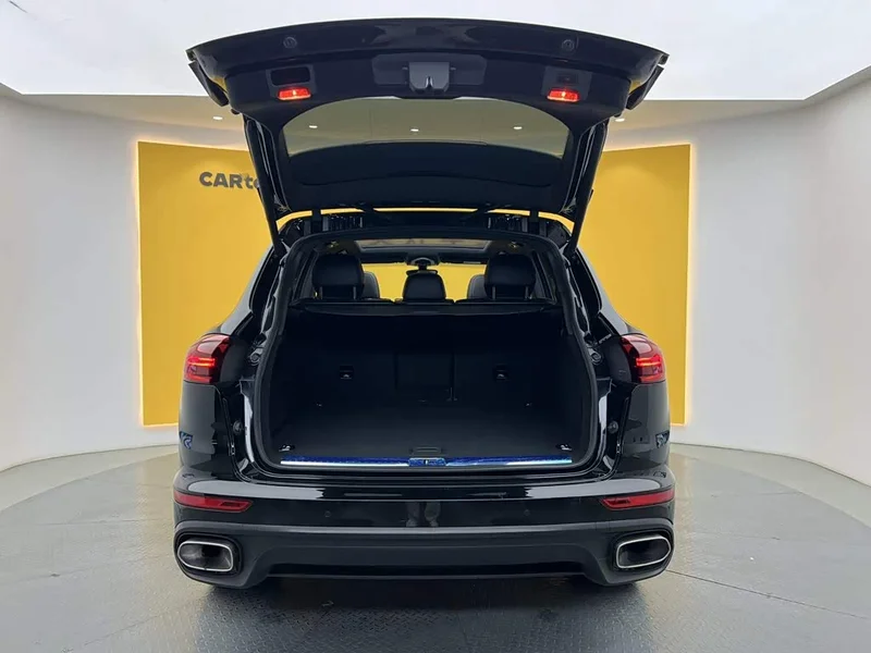 Porsche Cayenne — фото 13