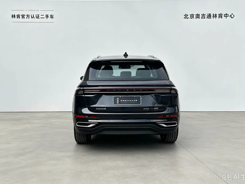 Ford Explorer — фото 4
