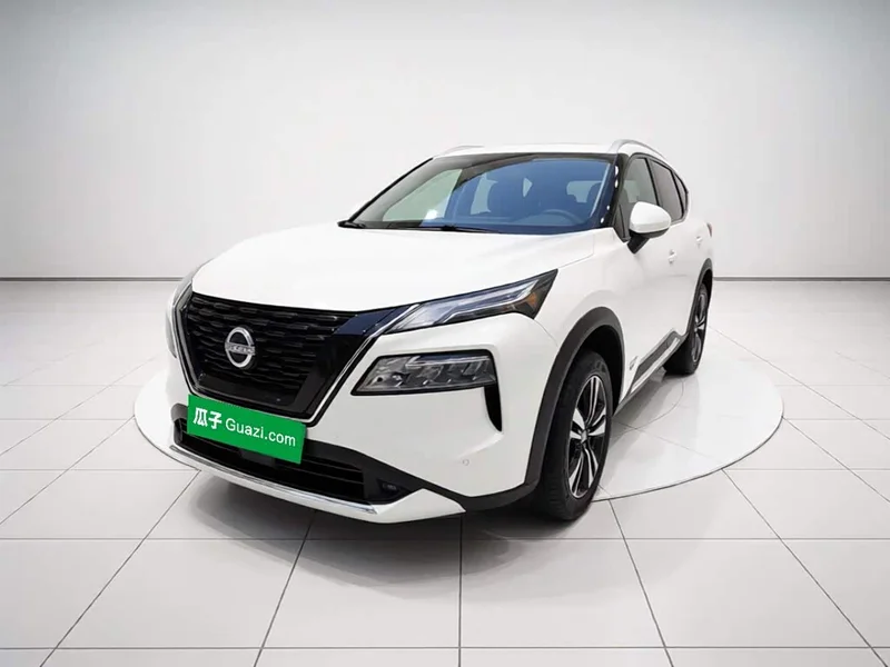Nissan X-Trail — фото 1
