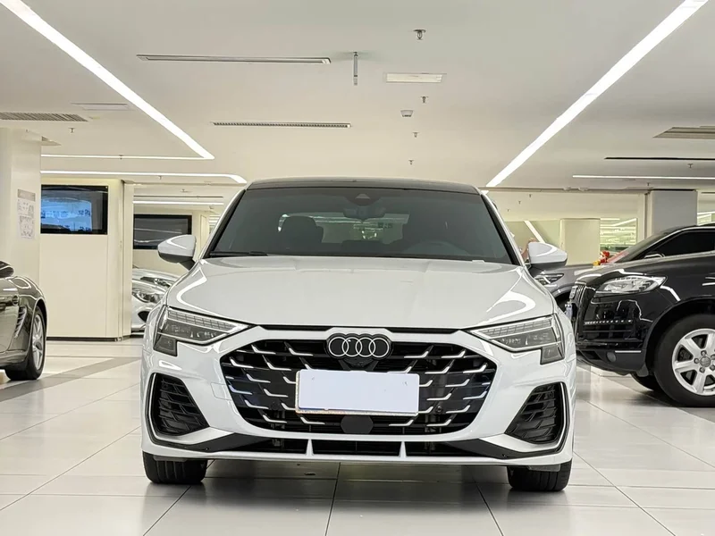 Audi A3 — фото 2