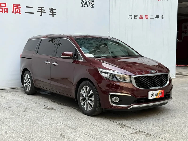 Kia Carnival — фото 2
