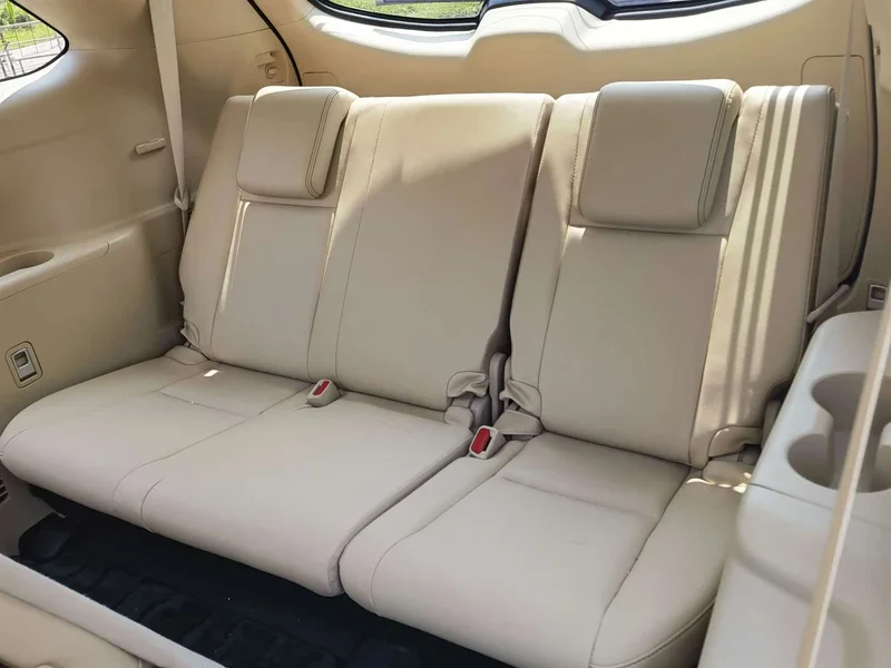 Toyota Highlander — фото 11