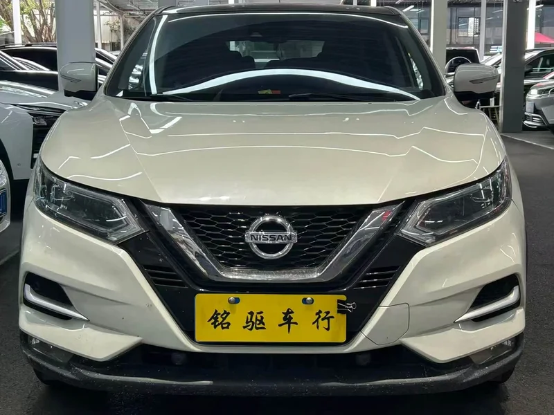Nissan Qashqai — фото 2
