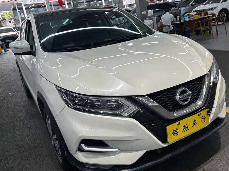 Nissan Qashqai — фото 6