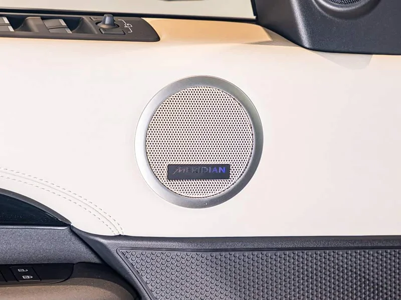Land Rover Discovery — фото 15