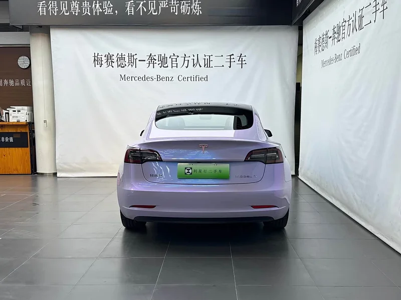 Tesla Model 3 — фото 4